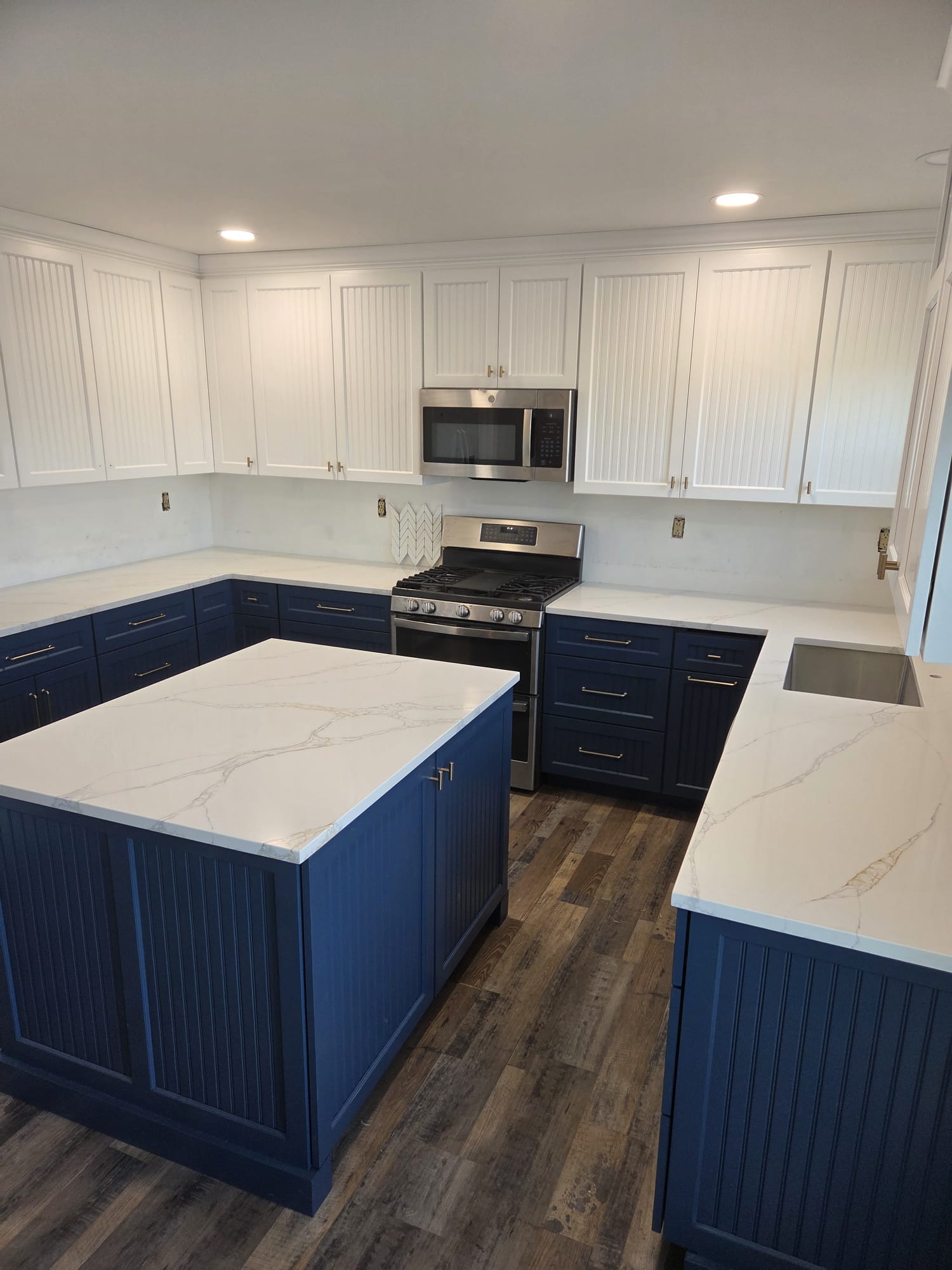 Granite kitchen counter